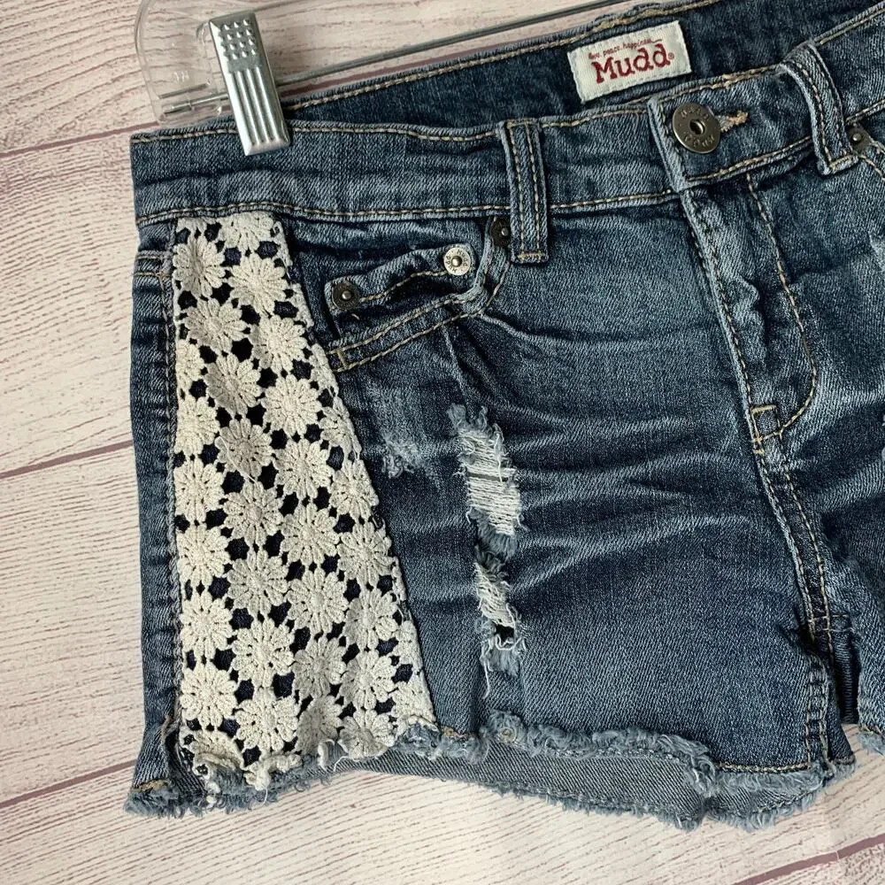 Mudd Juniors Distressed Jean Cutoff Shorts Crochet Lace Side Panels Y2K Size 7